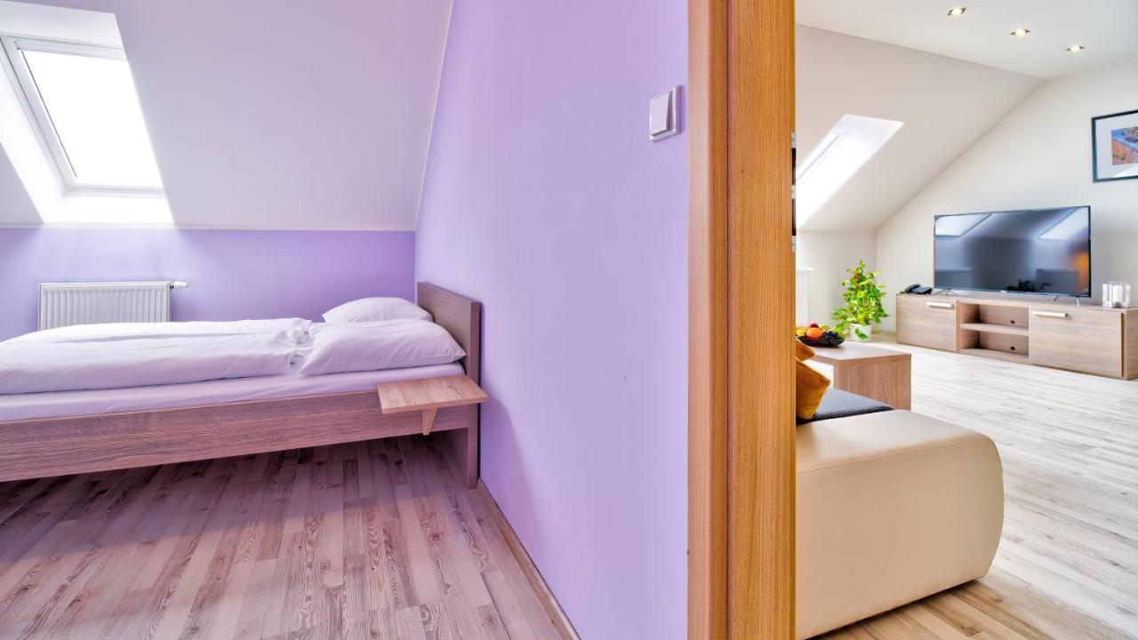 Boromeum Residence Hradec Králové Exterior foto